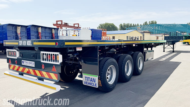 Tri Axle Extendable Flat Deck Trailer for Sale in Suriname 