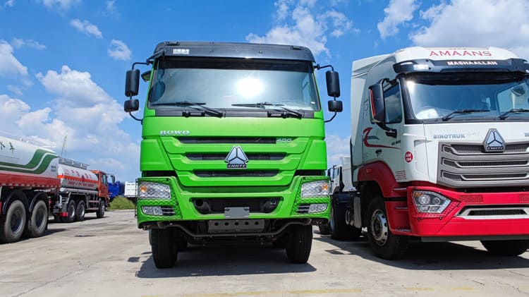 Sinotruk 8x4 Dump Truck for Sale in Suriname Paramaribo