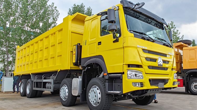 Sinotruk Howo 430 Light Truck