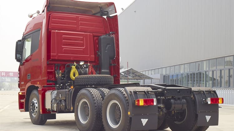 Foton Auman Tractor Trucks for Sale in Suriname Paramaribo