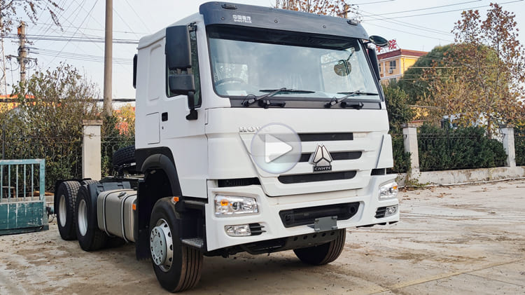 Sinotruk Howo Tractor Truck 6x4 380 Horsepower for Sale in Suriname