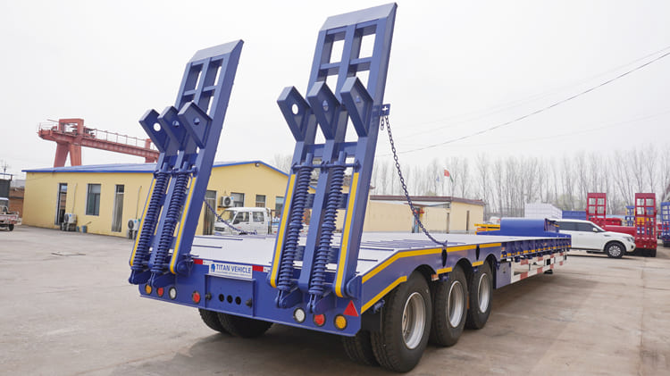 3 Axle 80 Tons Semi Truck Low Loader Trailer Price in Suriname